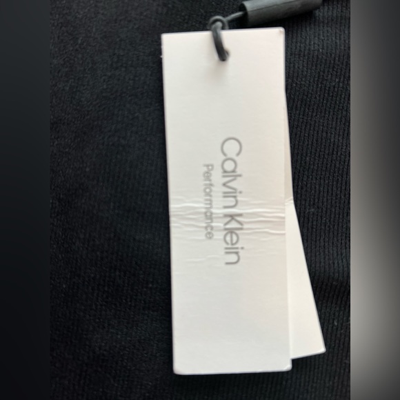 Calvin Klein performance top - Picture 3 of 5